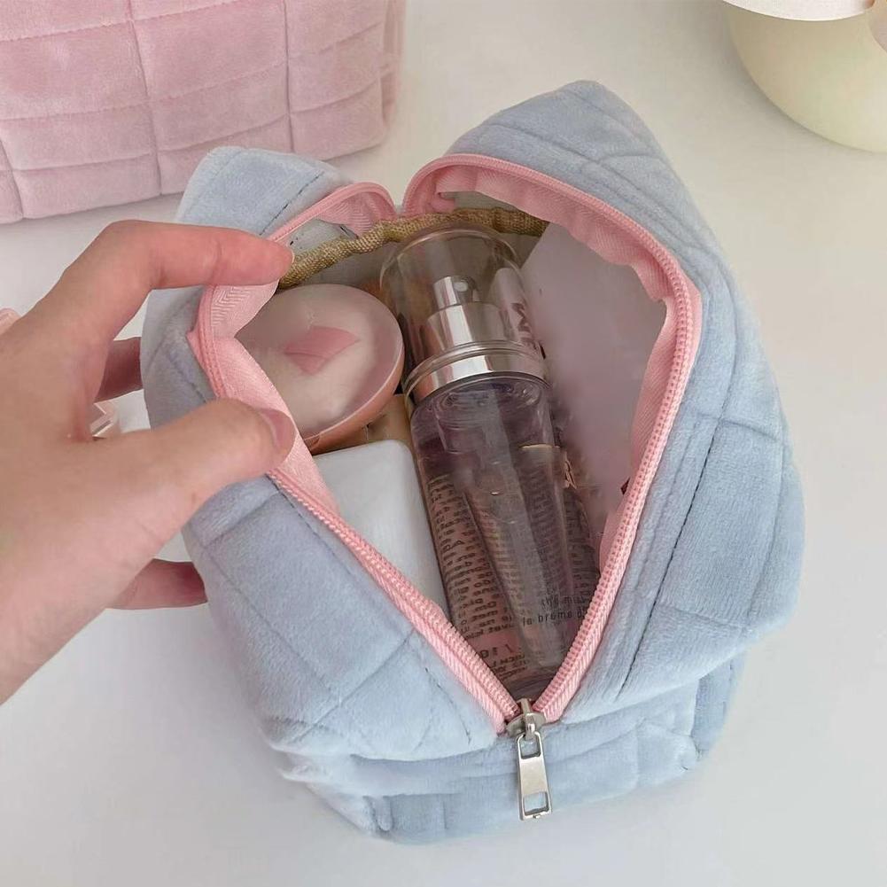 Cute Plush Makeup Bag For Wome - đánh giá và giá Tech Accessories Travel Bag