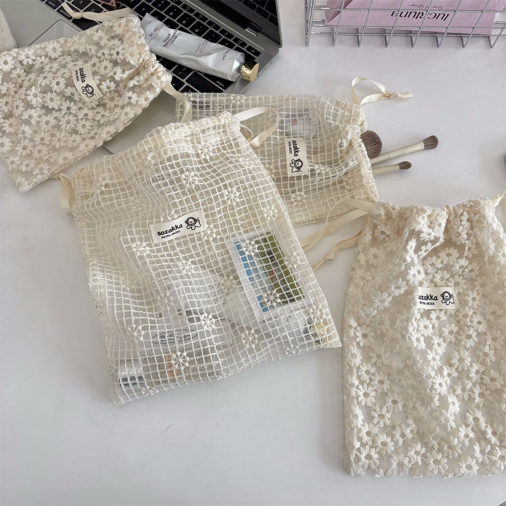 Lace Embroidered Daisy Mesh Dr - đánh giá và giá Tech Accessories Travel Bag